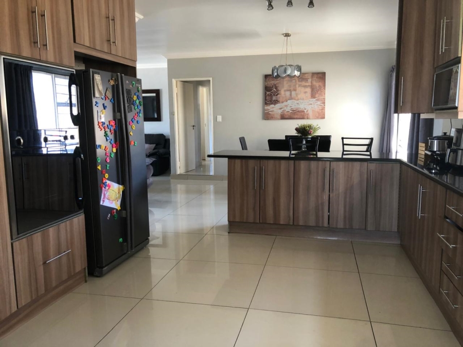 To Let 3 Bedroom Property for Rent in Nahoon Valley Park Eastern Cape